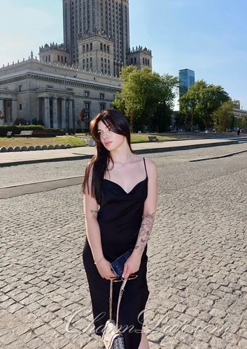 Anastasiia, 21